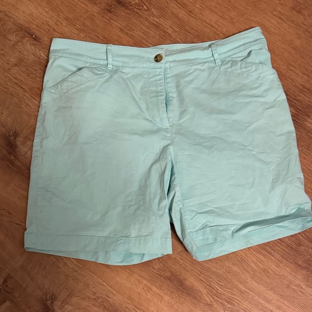 Talbots Light Green Women's Bermudas